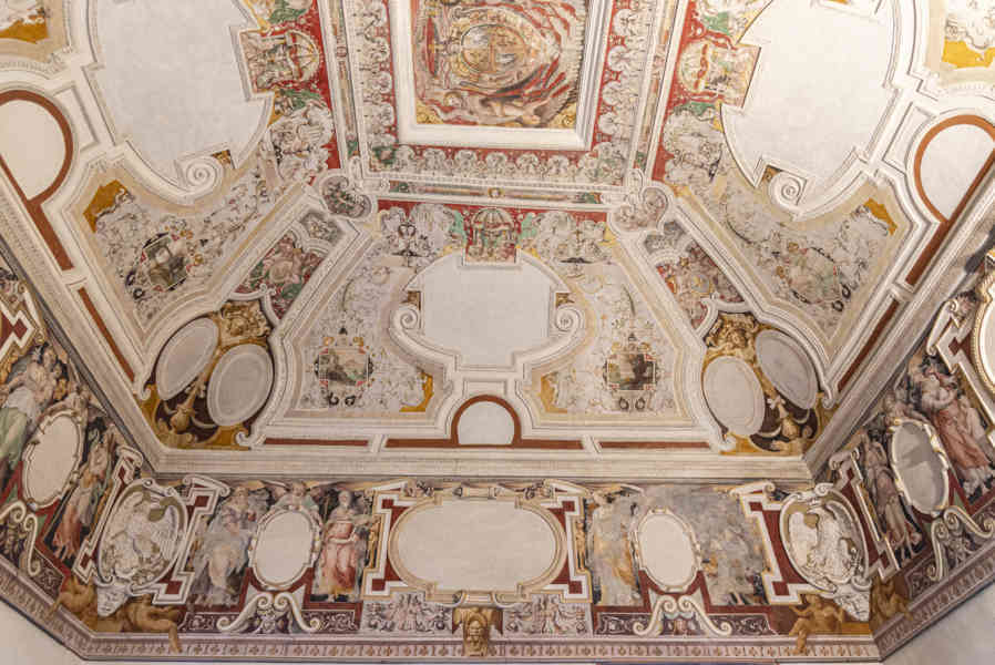 Italia - Tivoli 21 - Villa del Este.jpg